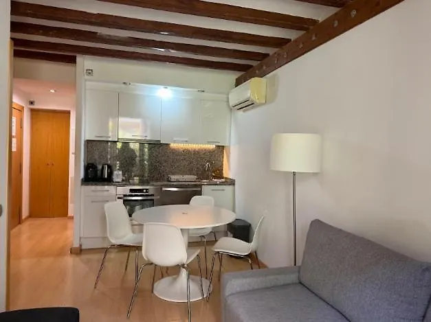 Homenfun Hospital Clinic L * Barcelona